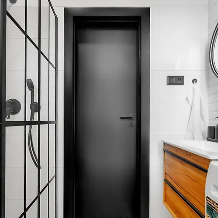 Designer Loft - Modern & Chic ברטיסלאבה