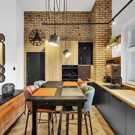 Designer Loft - Modern & Chic 아파트
