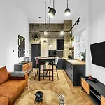 Apartmán Designer Loft - Modern & Chic *