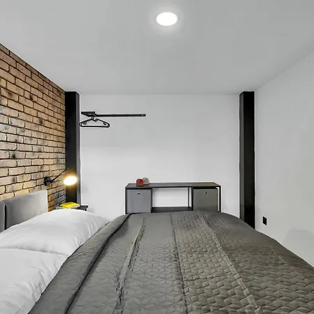 Designer Loft - Modern & Chic Appartamento